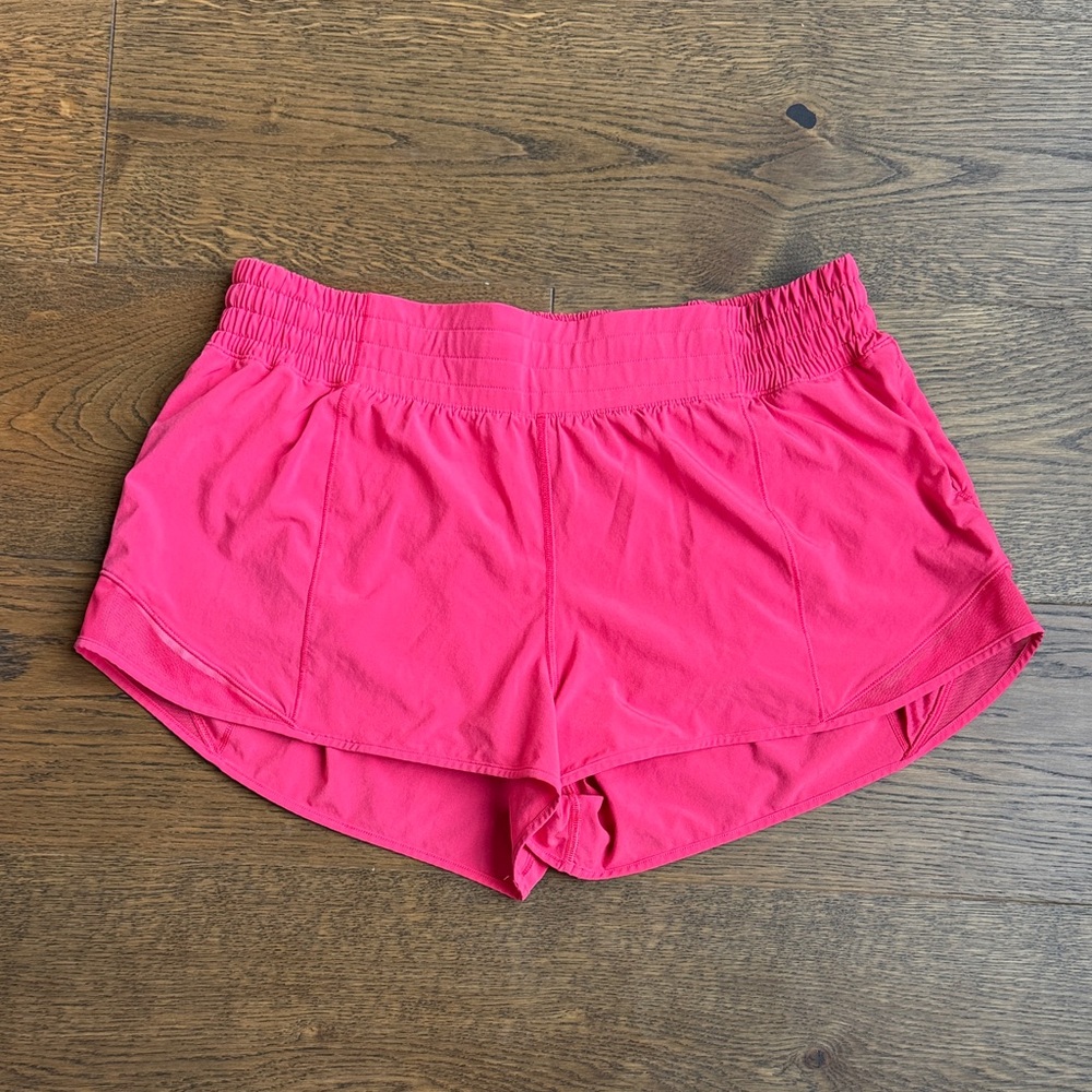 Lululemon Athletica Pink Hotty Hot 2.5 size 12